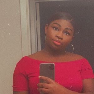 Meet your Posher, Grace